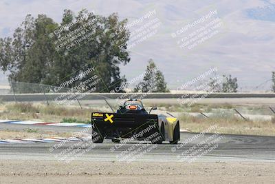 media/Jun-02-2024-CalClub SCCA (Sun) [[05fc656a50]]/Group 4/Qualifying/